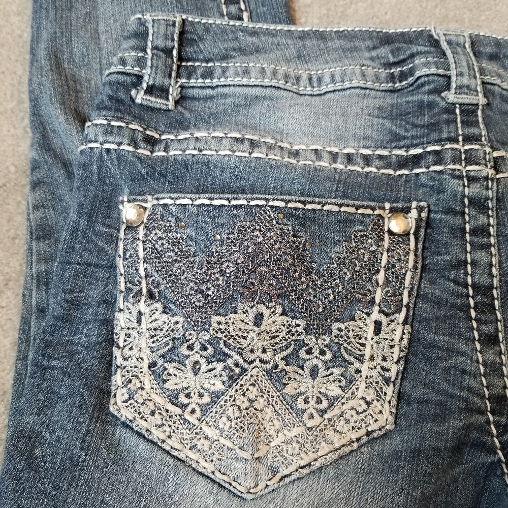Paisley Sky Capri